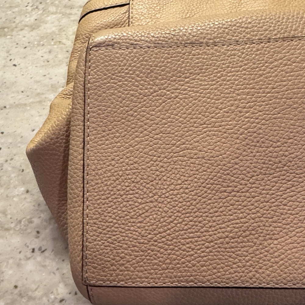 Coach Beige Leather Tote Bag - Picture 11 of 15